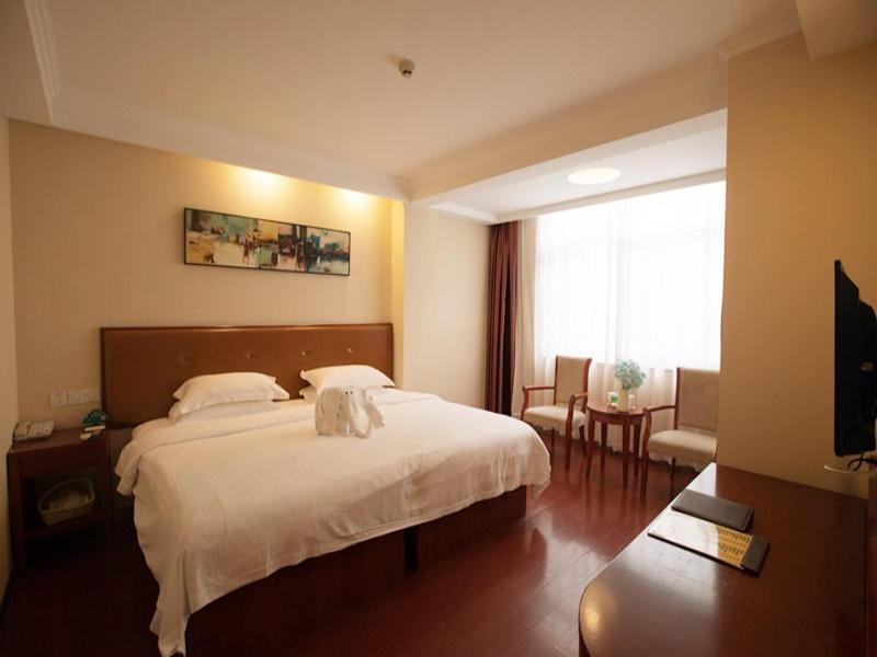 Greentree Inn Hainan Haikou East Train Station East Fengxiang Road Business Hotel Екстериор снимка